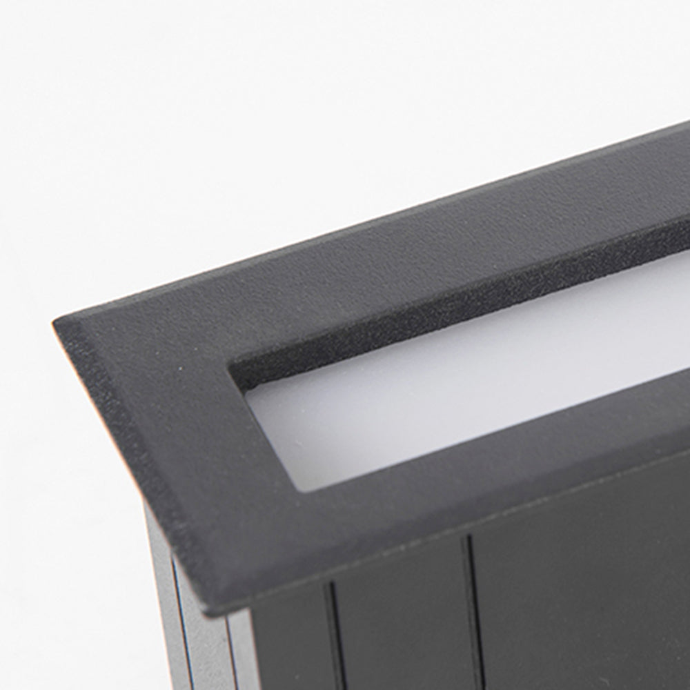 Palo step light close-up detail showing matte black body and frosted LED diffuser
