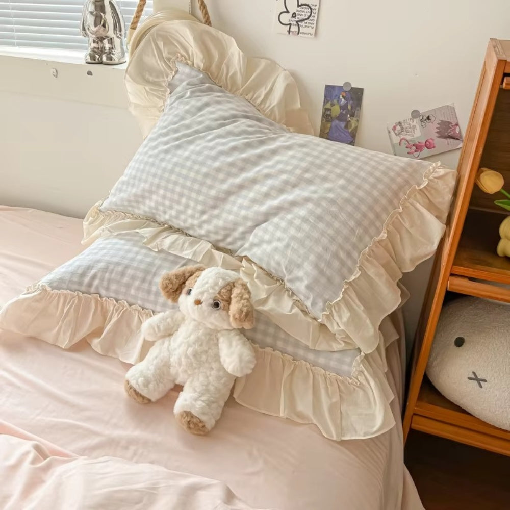 Gingham Ruffle-Edge Bedding Set