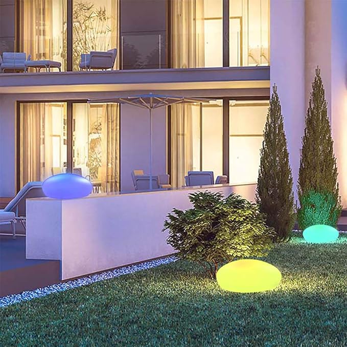 Solar Cobblestone Garden Light