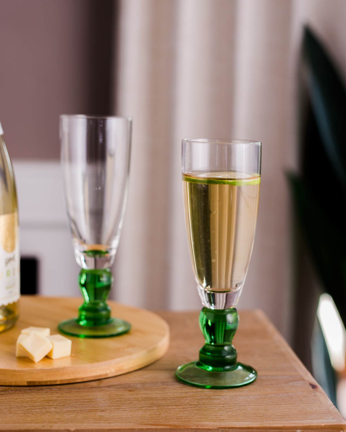 Swirl Green Champagne Flutes, Set of Six