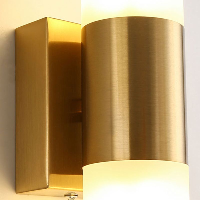 Fela sconce brushed brass bracket close up detail