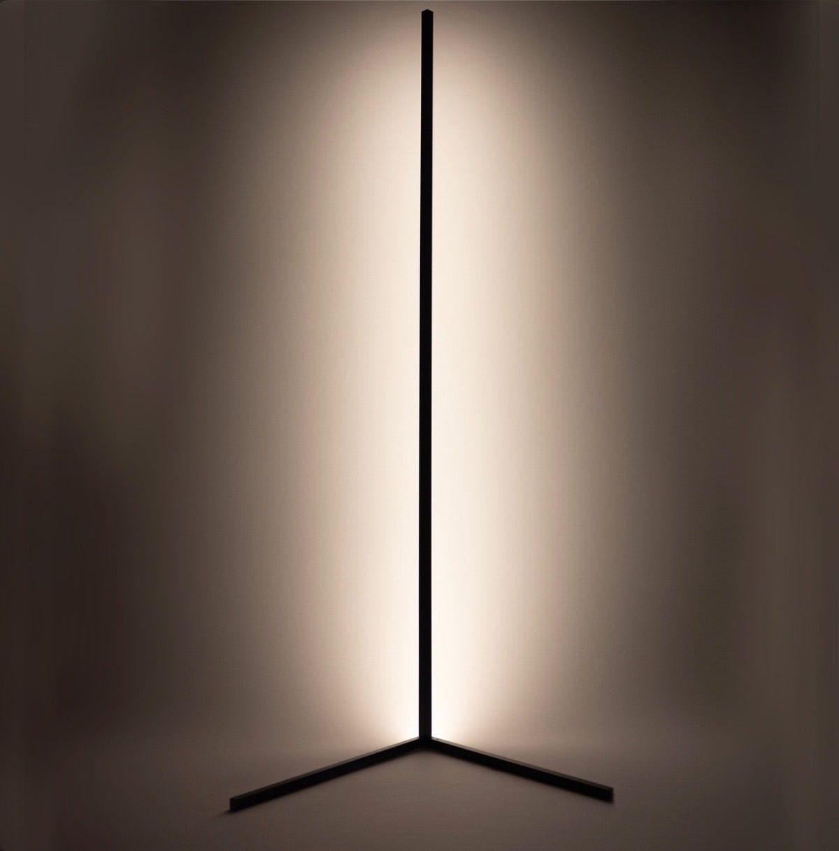 Corner Floor Lamp 142cm