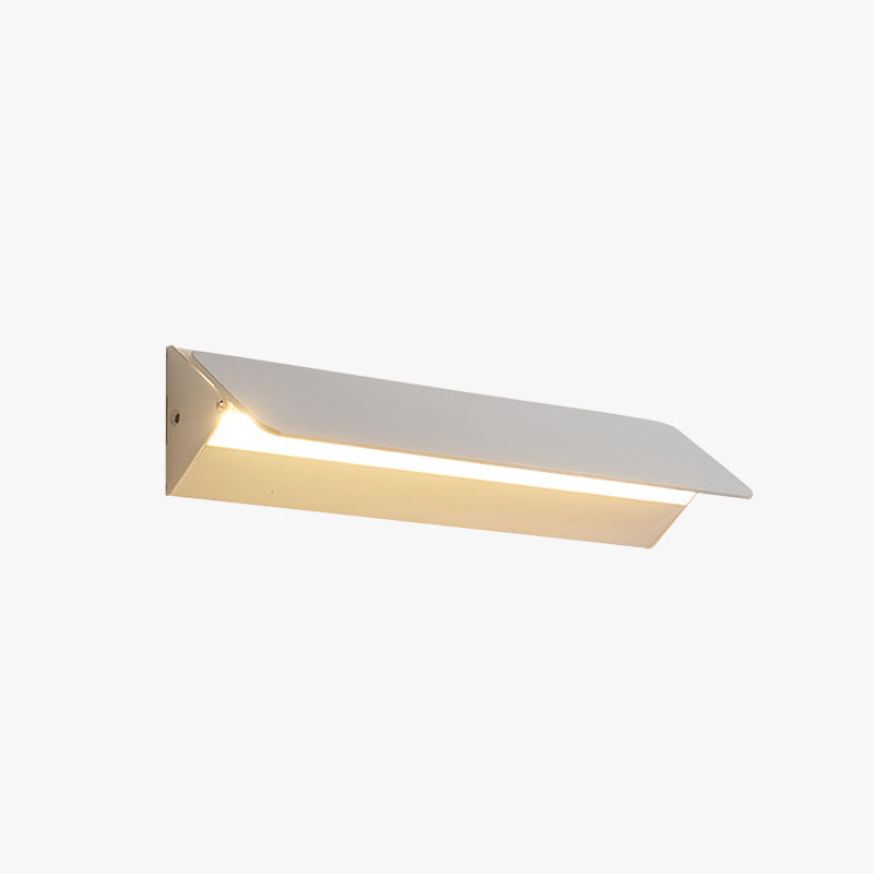 Caber Rotatable LED Wall Light white plain background