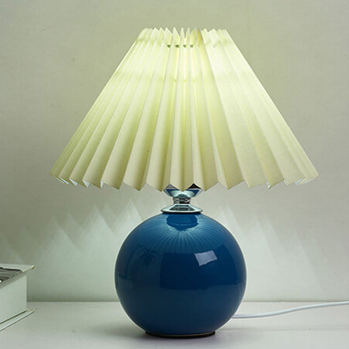 Pleated Ceramic Table Lamp