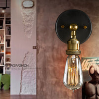 Brass Finish Country Wall Light