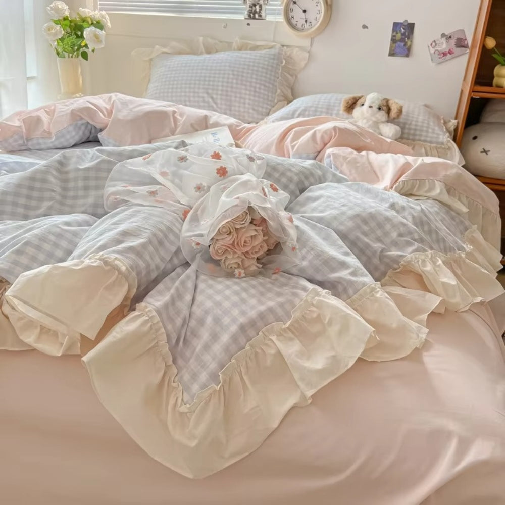 Gingham Ruffle-Edge Bedding Set