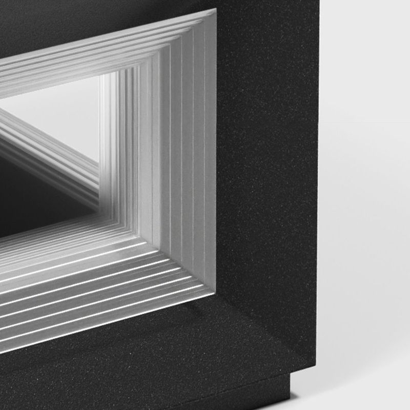 Close up of the fine horizontal louvres inside the window of the Dravo pillar light