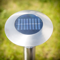 Side detail of the Jolo solar spike light diffuser and stainless steel post