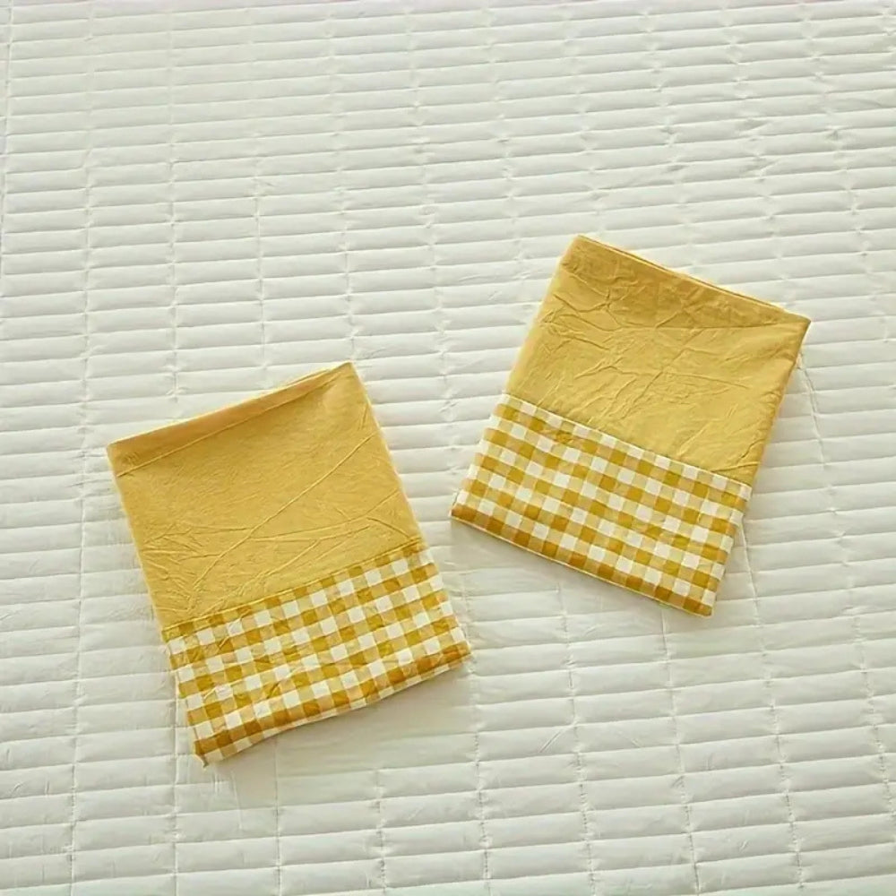 Gingham Microfibre Pillowcase 48x74cm