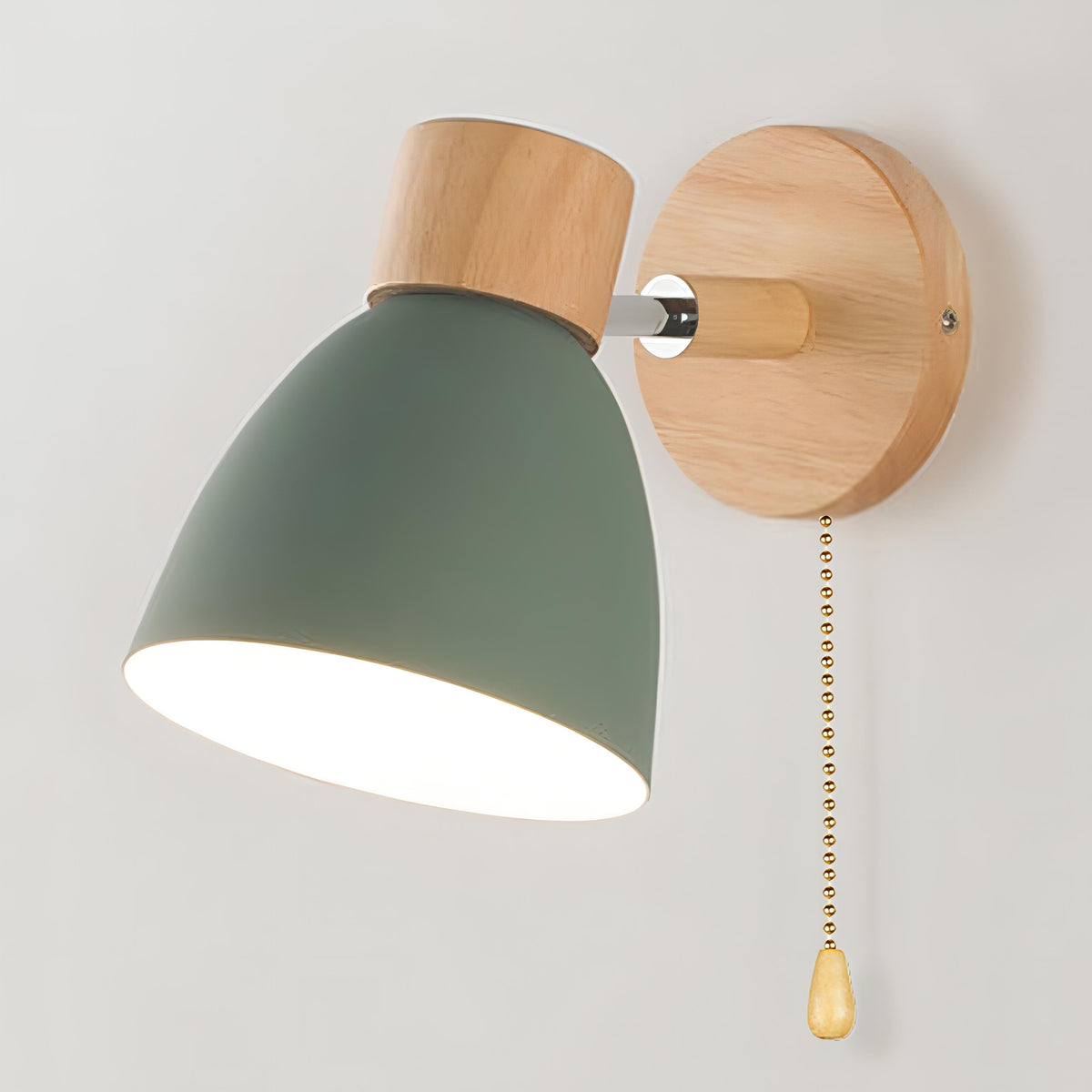 Wooden Pull-Switch Wall Light