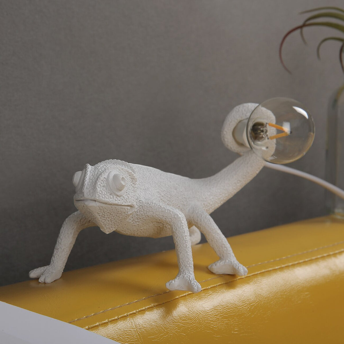 Resin Lizard Table Lamp 19cm