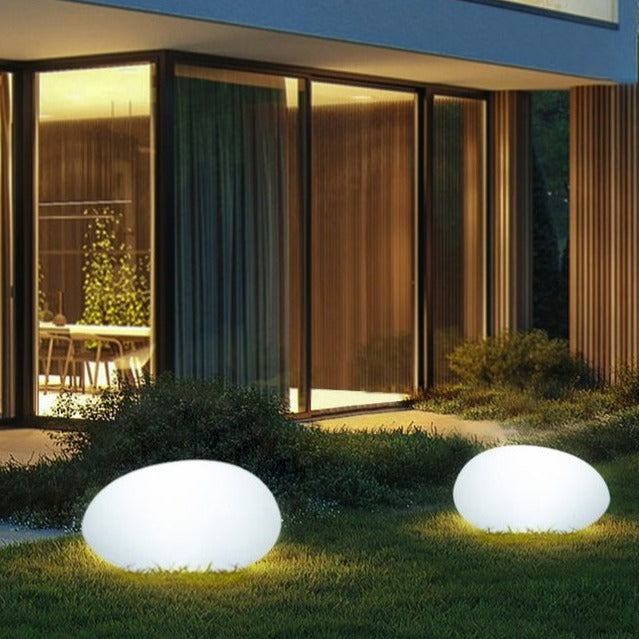 Solar Cobblestone Garden Light