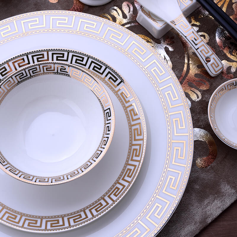 Gilt-Edged Porcelain Tableware Set