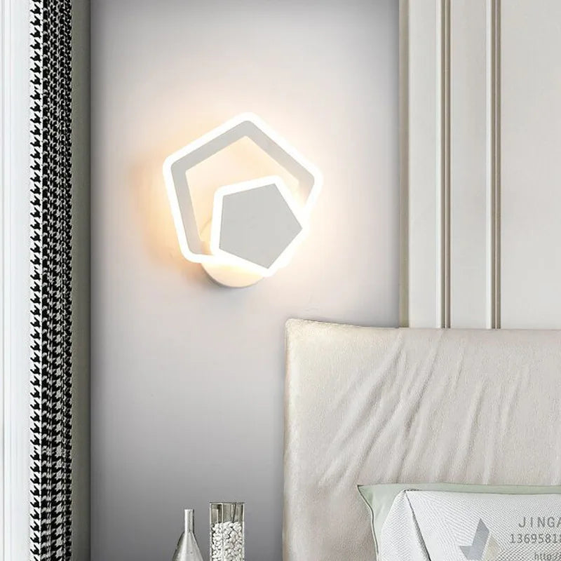 Silhouette Wall Light 20cm