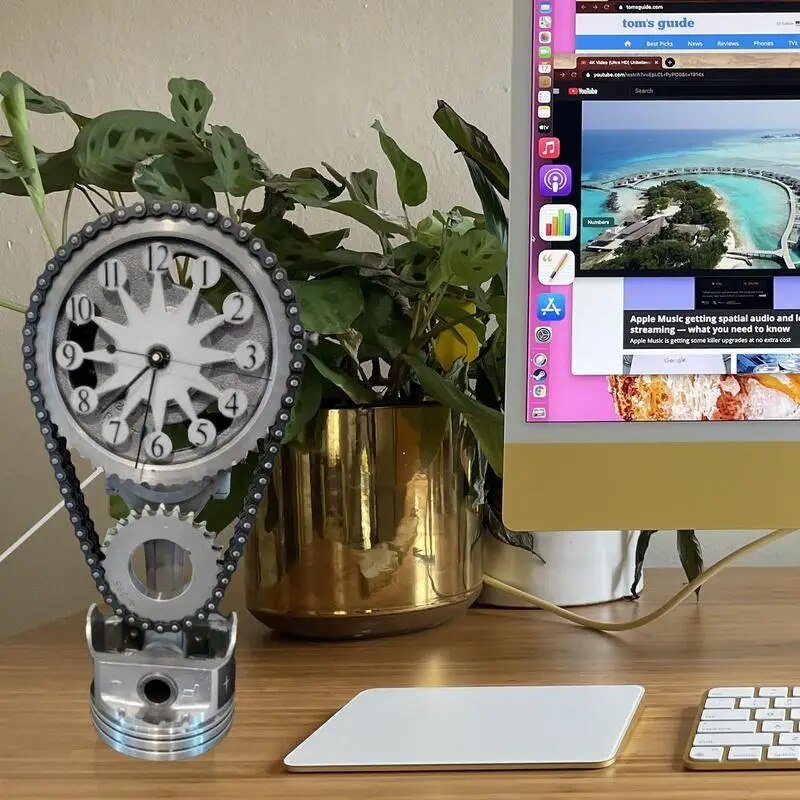 Rotating Gear Desk Clock