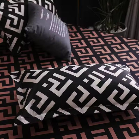 Noir Maze Duvet Cover Set