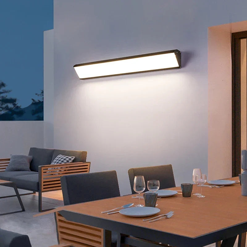 Outdoor Aluminium LED Wall Light 40cm