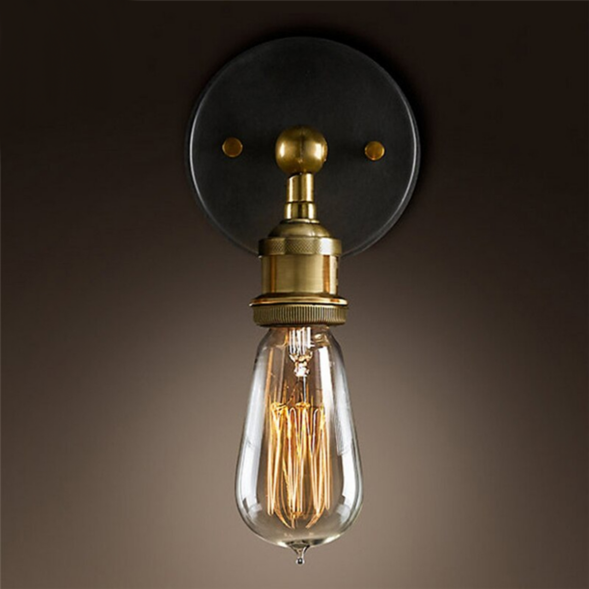 Brass Finish Country Wall Light
