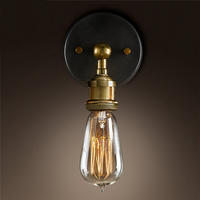Brass Finish Country Wall Light
