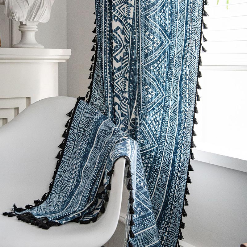 Geometric Light Filtering Curtain