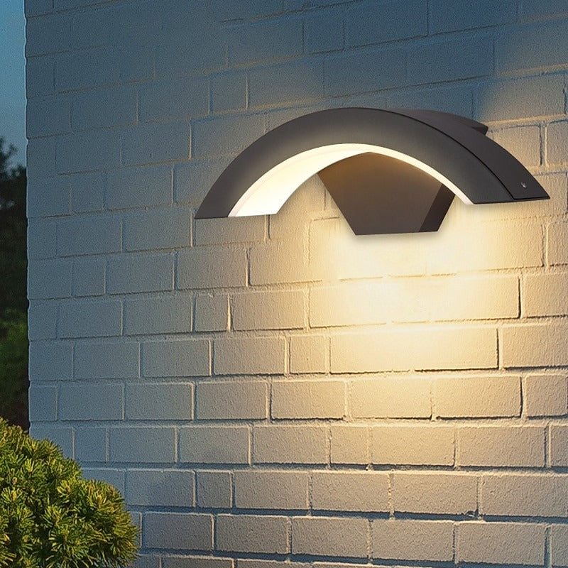 Arc IP65 Outdoor Wall Light 27cm