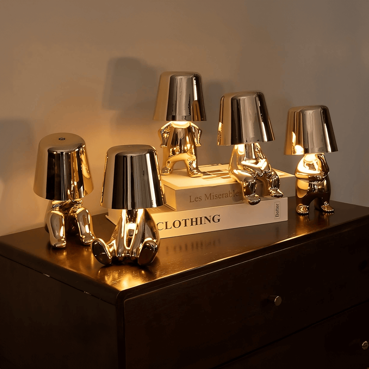 Figure Pose Cordless Table Lamp
