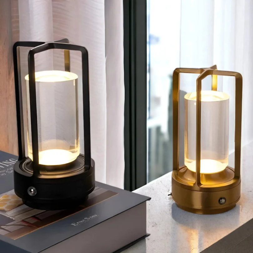 NordicaGlow lamp in gold